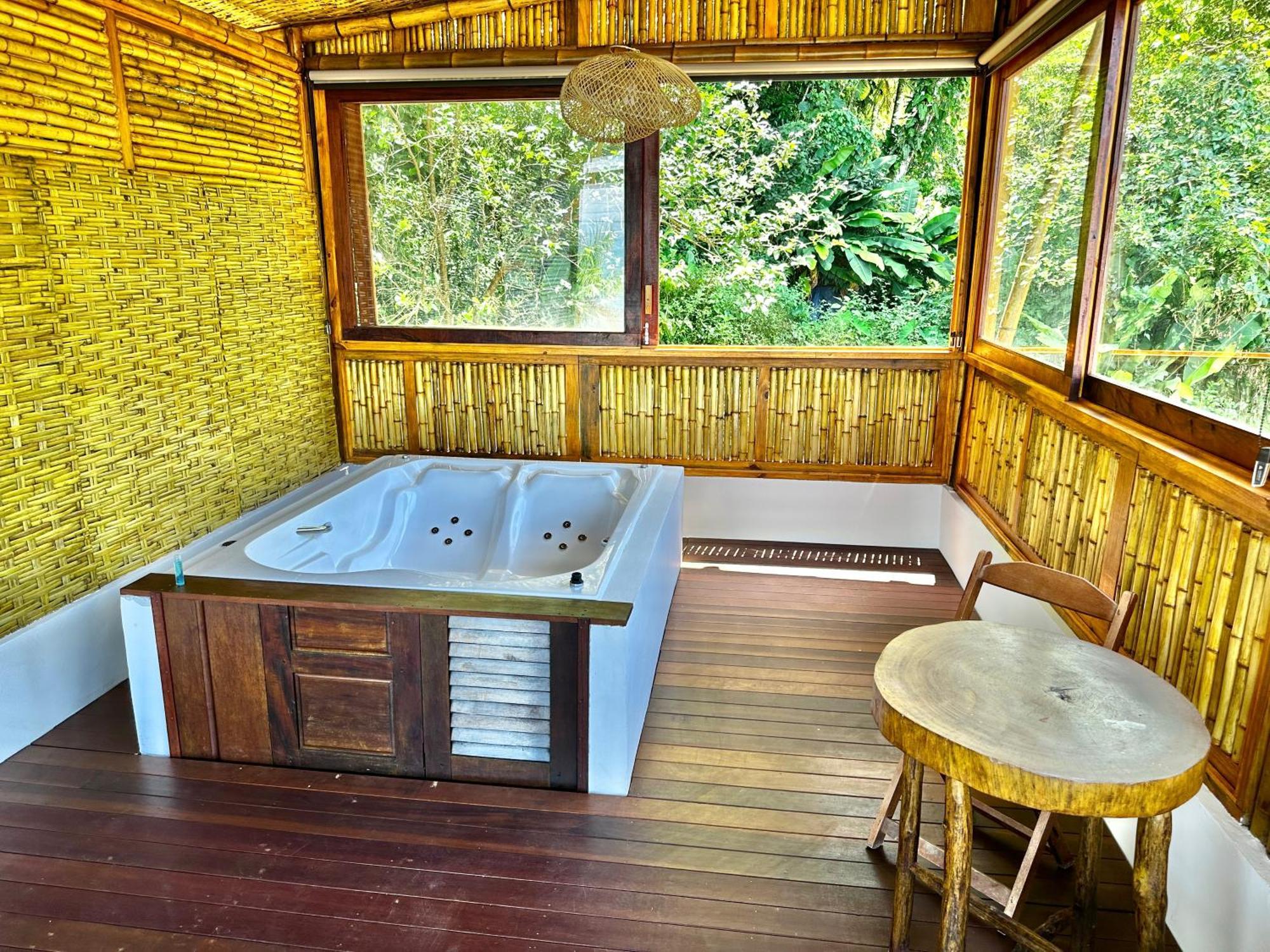 Deck Da Villa Pousada 우바투바 외부 사진